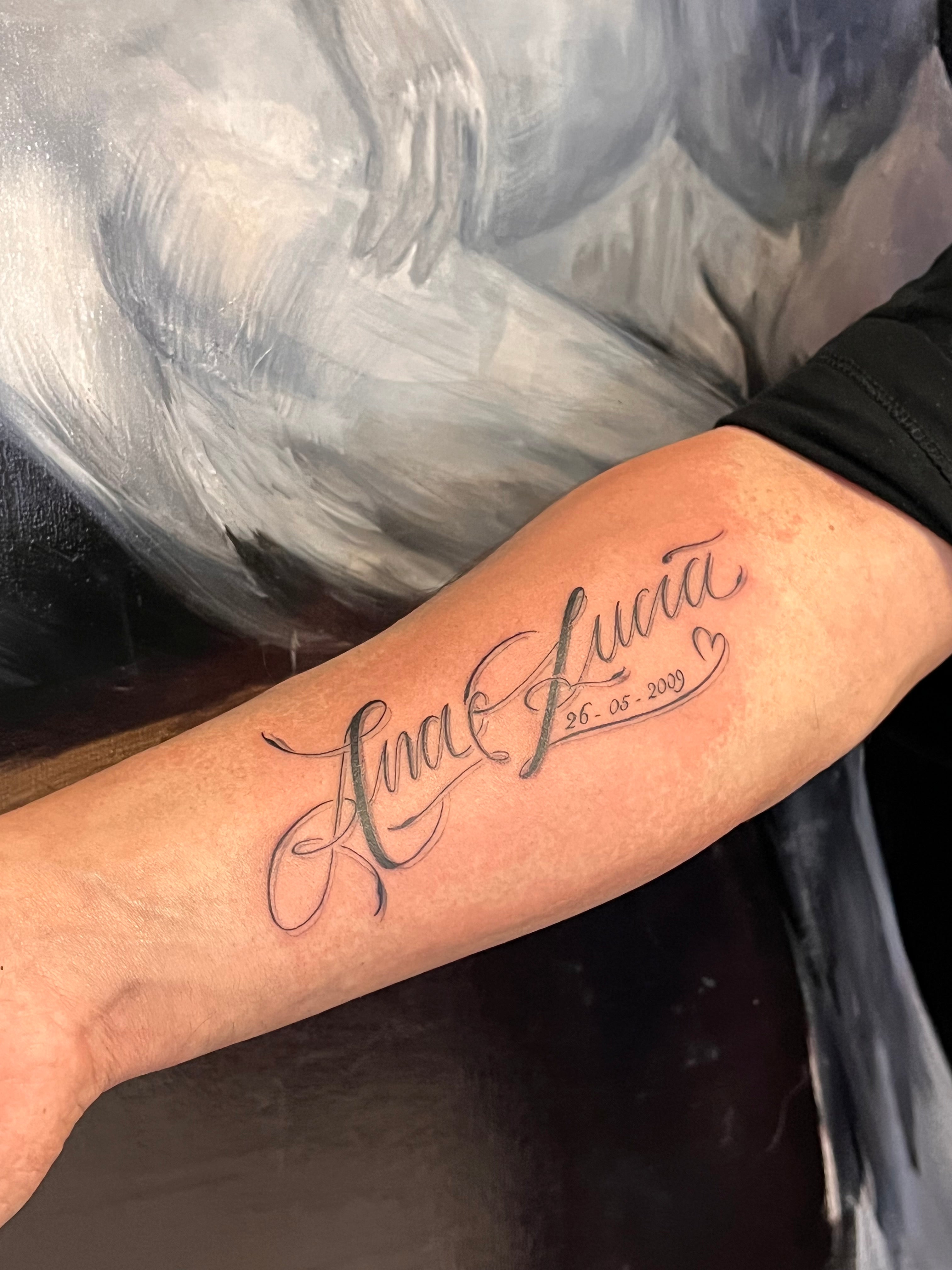LETTERING